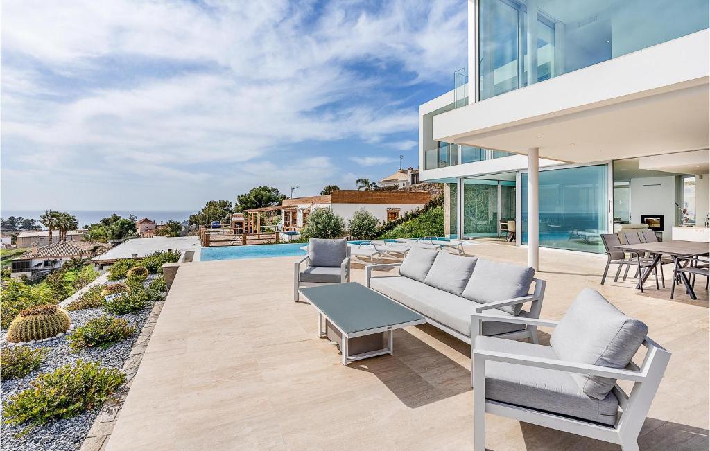 Stunning Home In Granada - 16