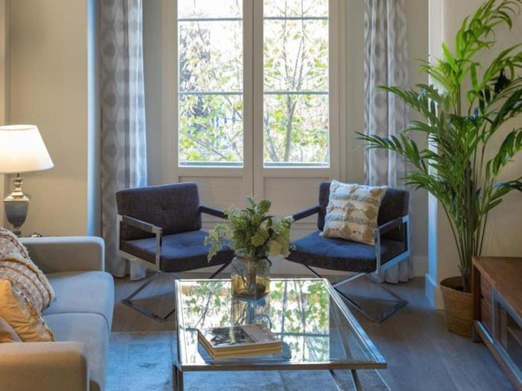 ChezmoiHomes Trinidad Deluxe 5 - 10