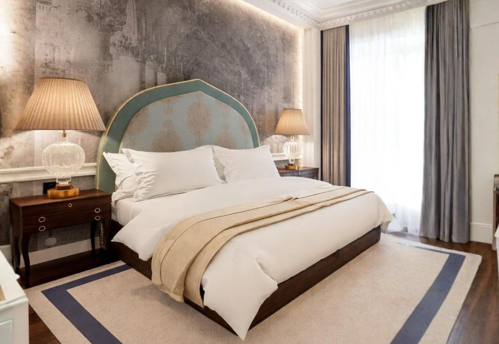 Gran Hotel Claridge Granada - 2