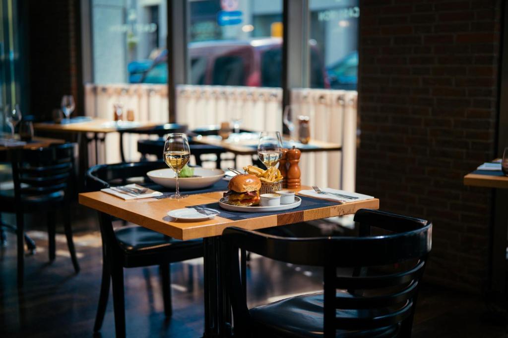 Hamburg Marriott Hotel - 38