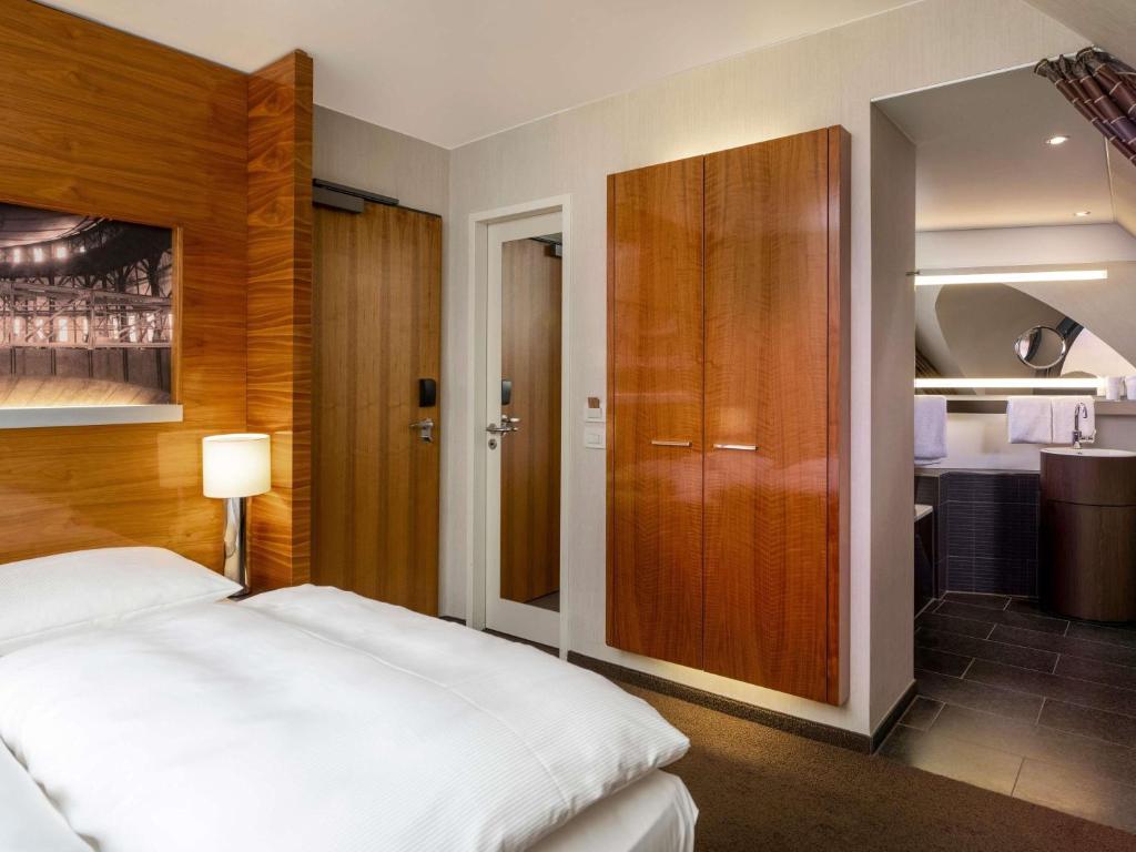 MÖVENPICK Hotel Hamburg City - 36