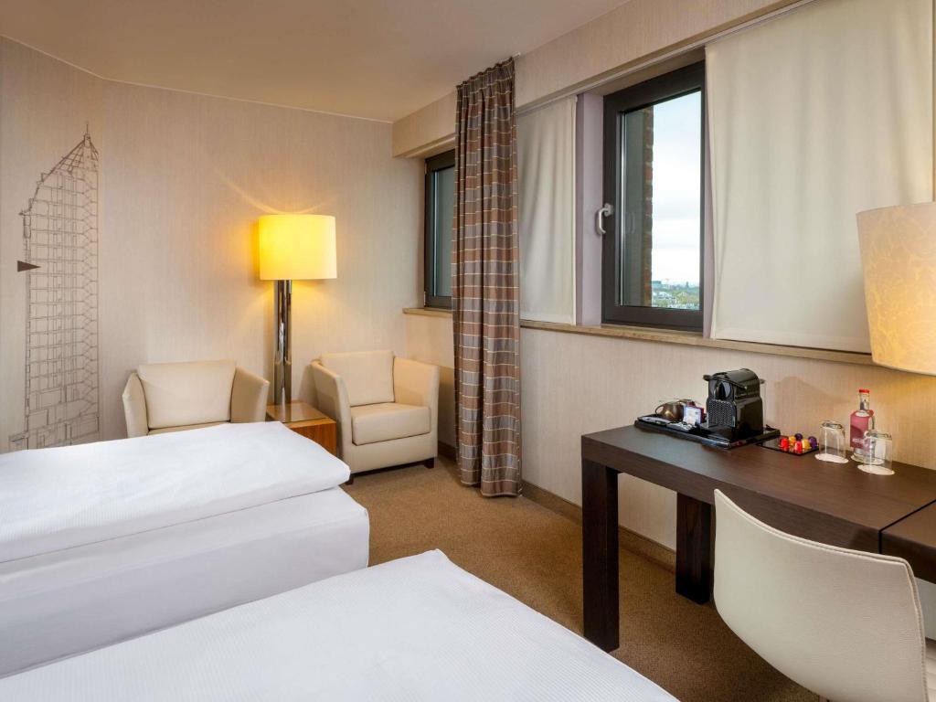 MÖVENPICK Hotel Hamburg City - 35