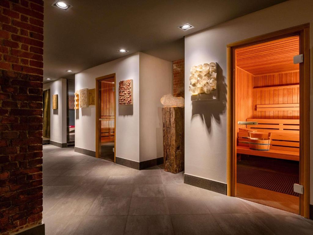 MÖVENPICK Hotel Hamburg City - 5