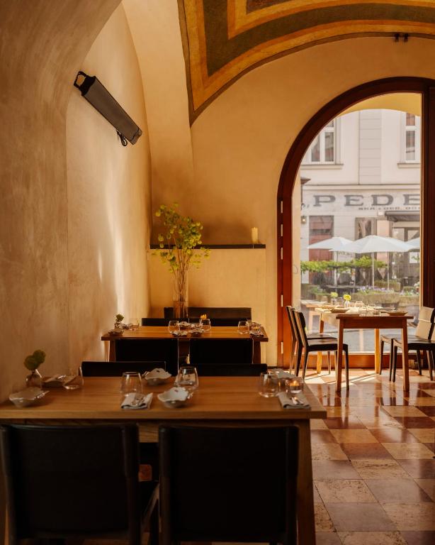 Hotel Pod Różą - 25