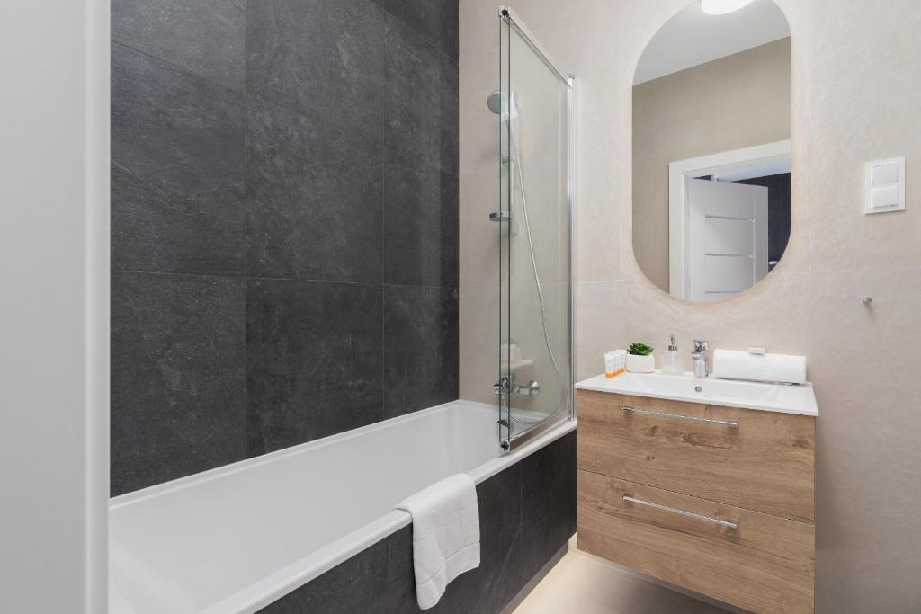 Casa Feliz Zabłocie Studio for 4 Guests Cracow by Noclegi Renters - 3