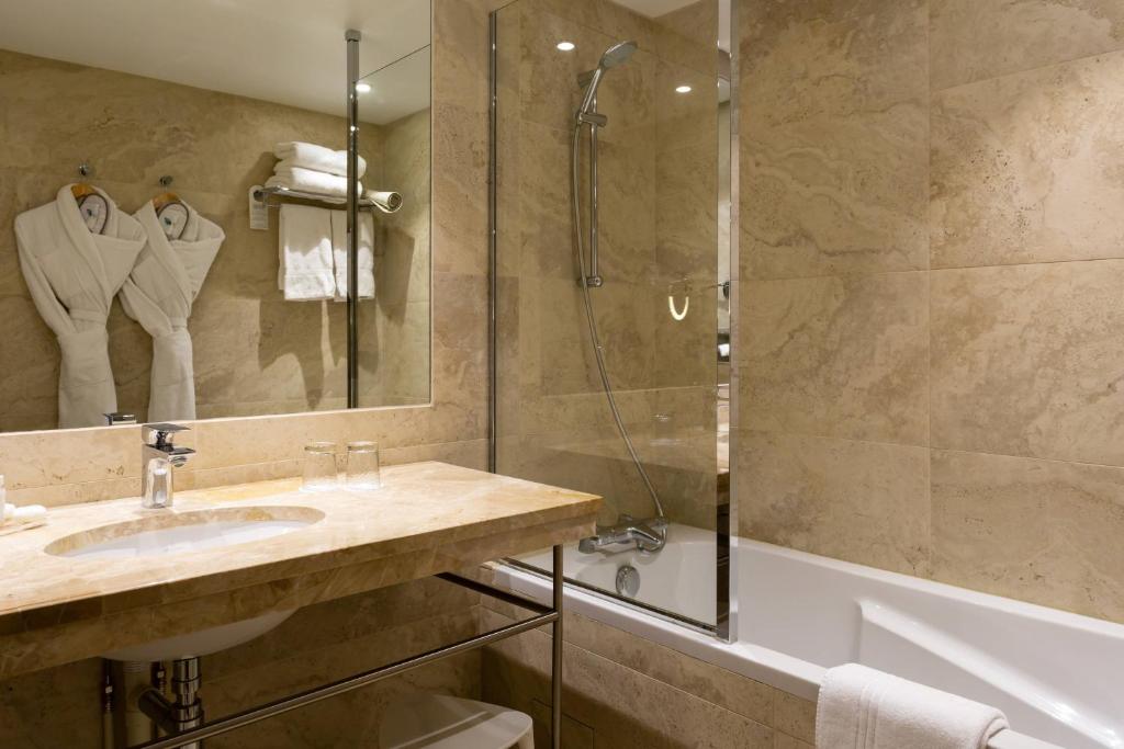 L'Hermitage Gantois, Autograph Collection - 35