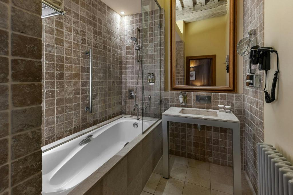 L'Hermitage Gantois, Autograph Collection - 40