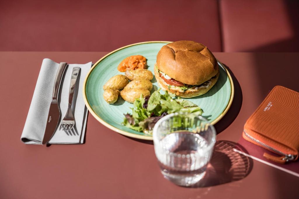 OKKO Hotels Lille Centre - 30