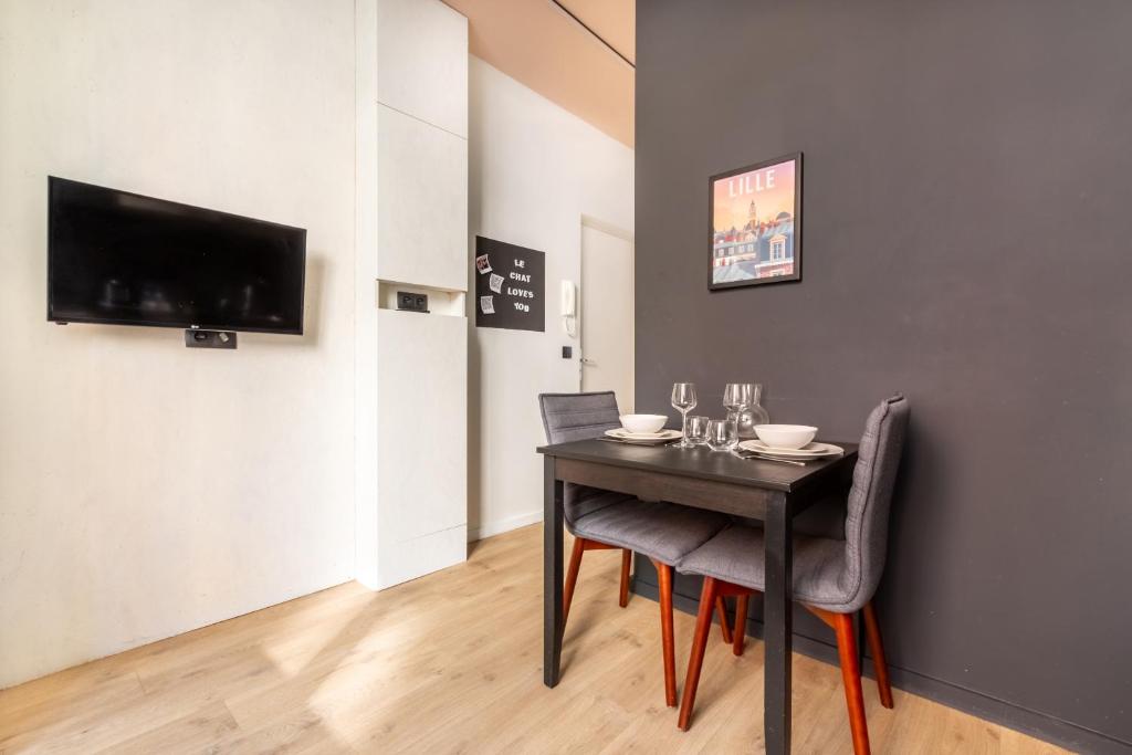 Au Chat Qui Dort Lille - Magasin - 44