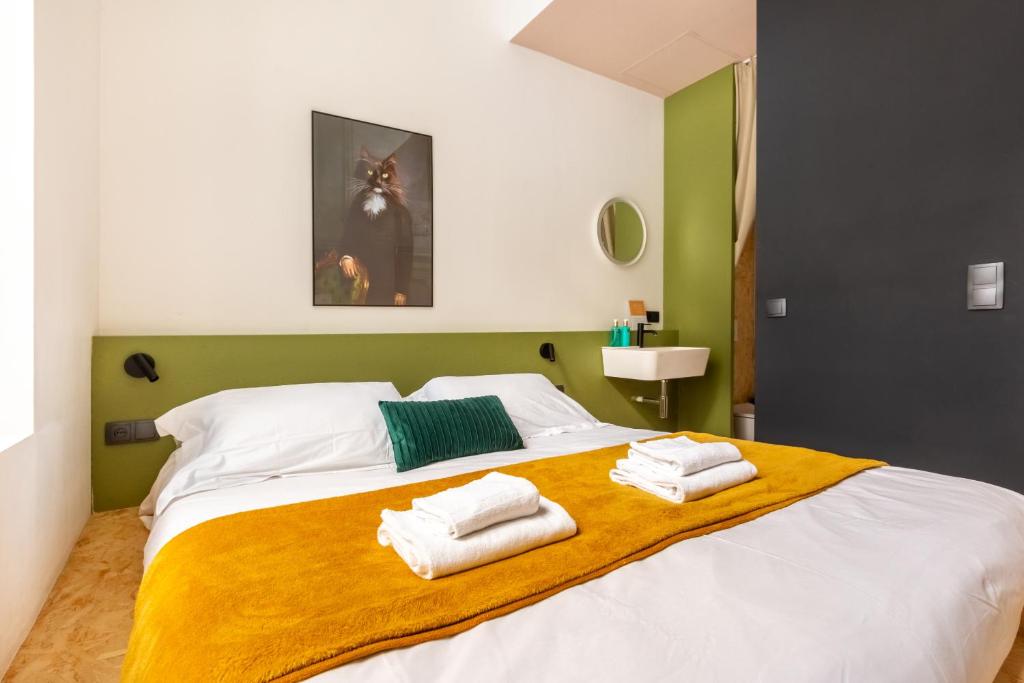 Au Chat Qui Dort Lille - Magasin - 17