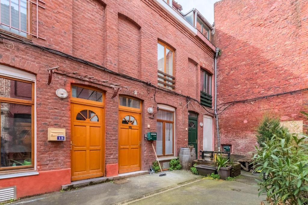 1 bedroom courtyard house typical of Old Lille - 15