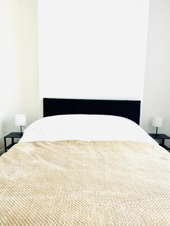 Walton Breck Road, Anfield LFC - 16