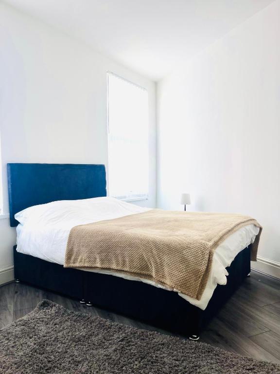 Walton Breck Road, Anfield LFC - 9