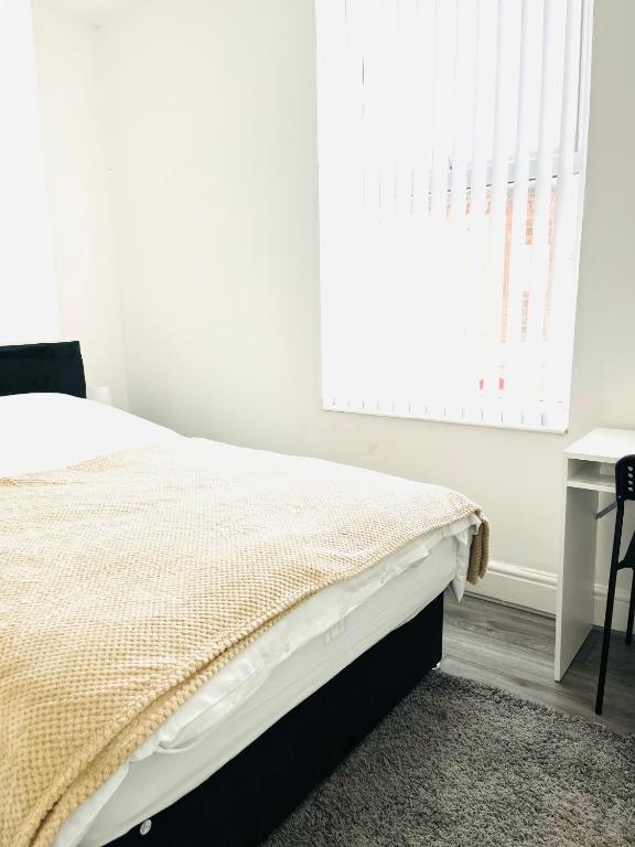 Walton Breck Road, Anfield LFC - 28