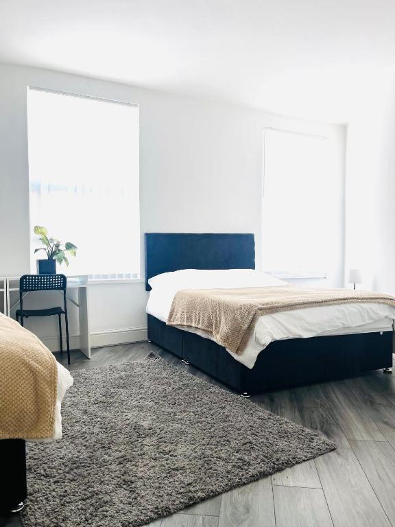 Walton Breck Road, Anfield LFC - 6