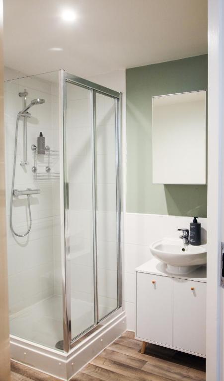 City Centre short & long stay apartment - 7