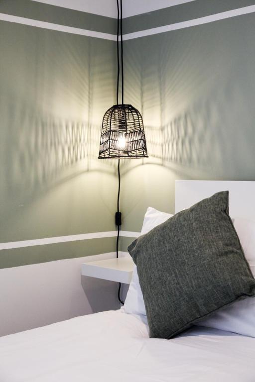 City Centre short & long stay apartment - 14