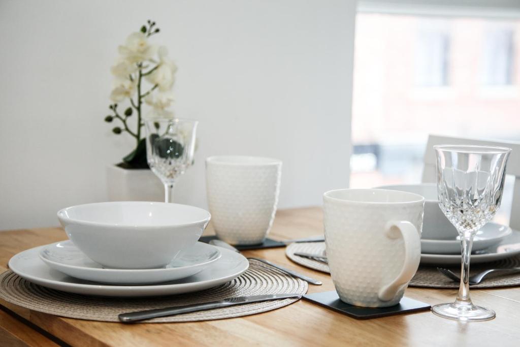 City Centre short & long stay apartment - 19