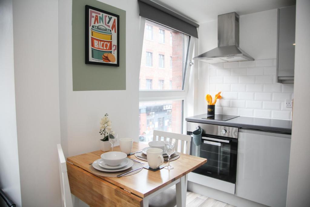 City Centre short & long stay apartment - 17