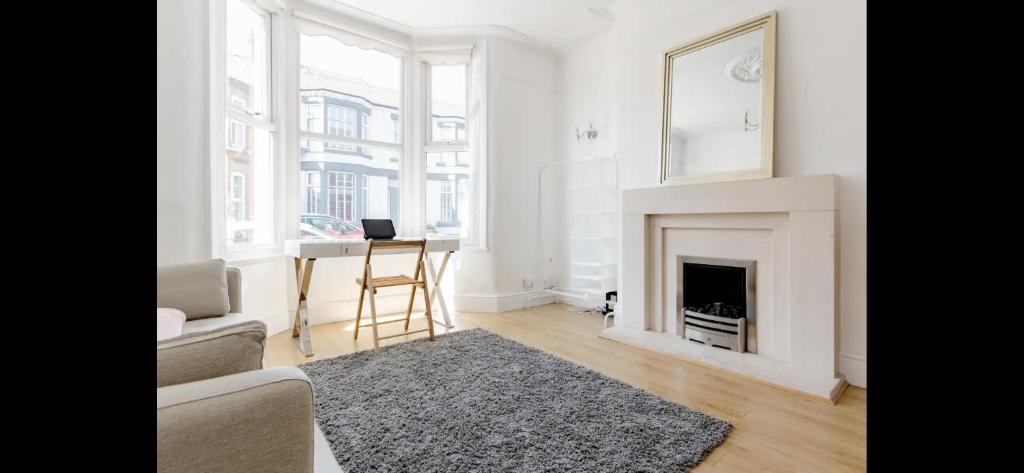 Devondale Road, Allerton - 14