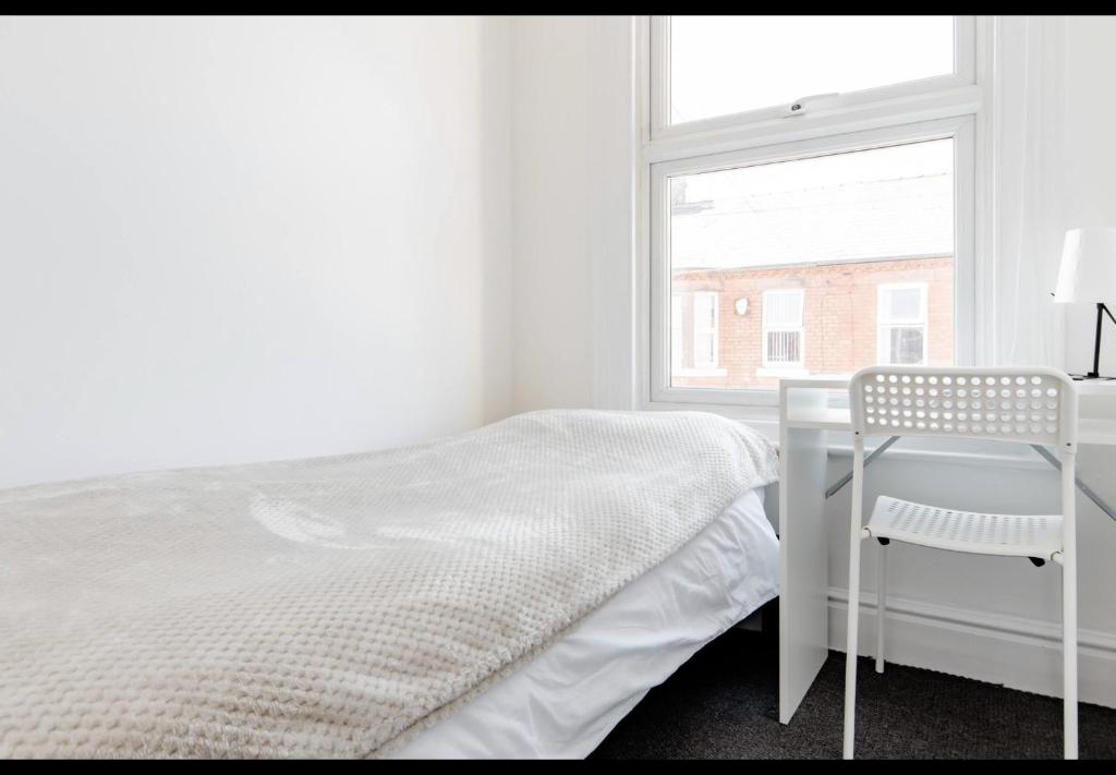 Devondale Road, Allerton - 27