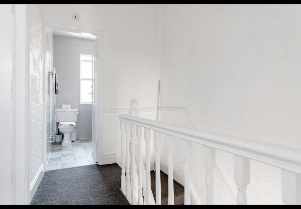 Devondale Road, Allerton - 8