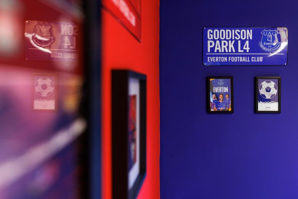 FLATZY - Iconic Beatles and Liverpool Culture Home - 12