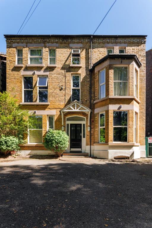 FLATZY - Iconic Beatles and Liverpool Culture Home - 34