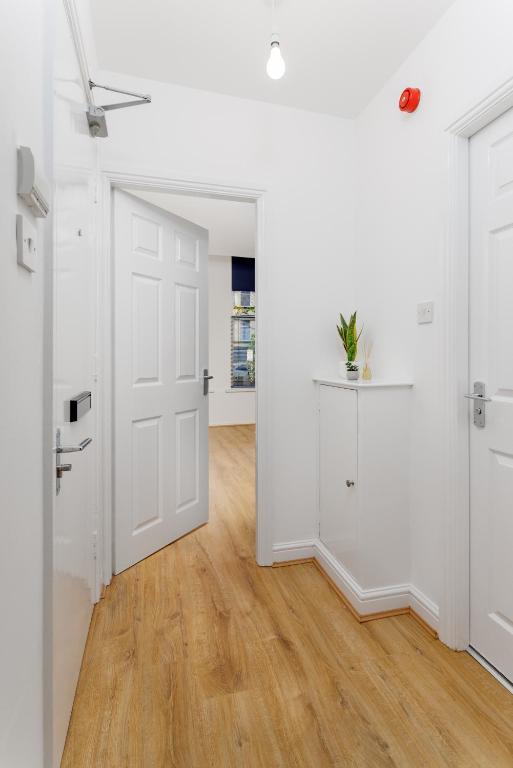 FLATZY - Iconic Beatles and Liverpool Culture Home - 32