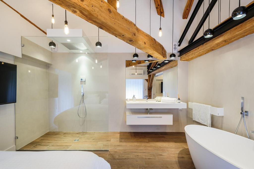 MOHOM - Berges du Rhône - 44