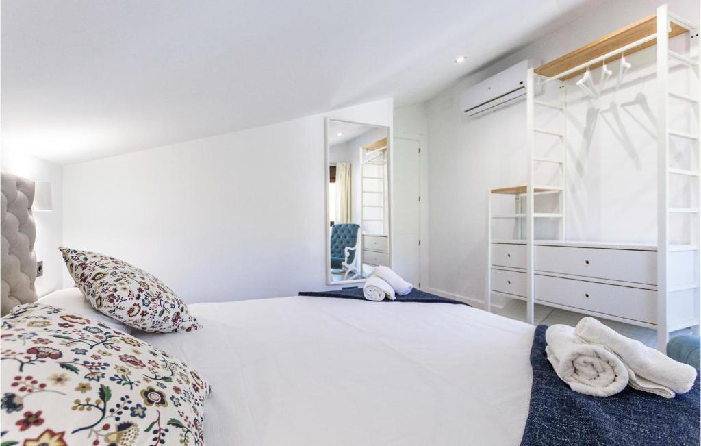 Beautiful Home In Malaga With Wifi - 26