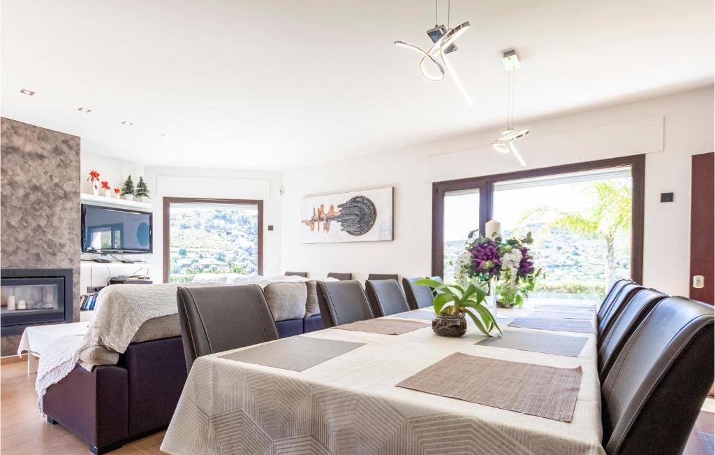 Beautiful Home In Malaga With Wifi - 3