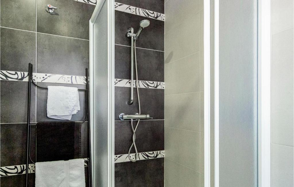 Beautiful Home In Malaga With Wifi - 37