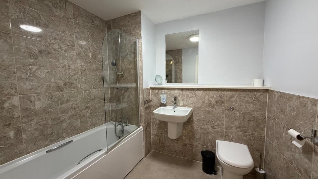 Luxury 5 Bed Apartment Manchester City Centre - 7