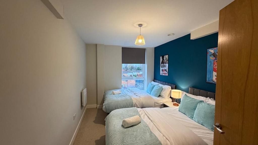 Luxury 5 Bed Apartment Manchester City Centre - 23