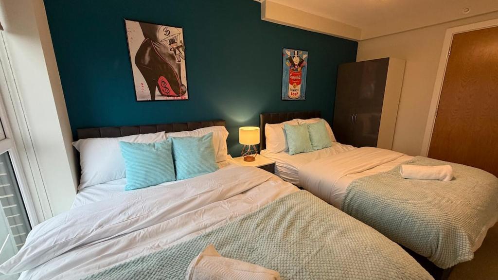 Luxury 5 Bed Apartment Manchester City Centre - 34