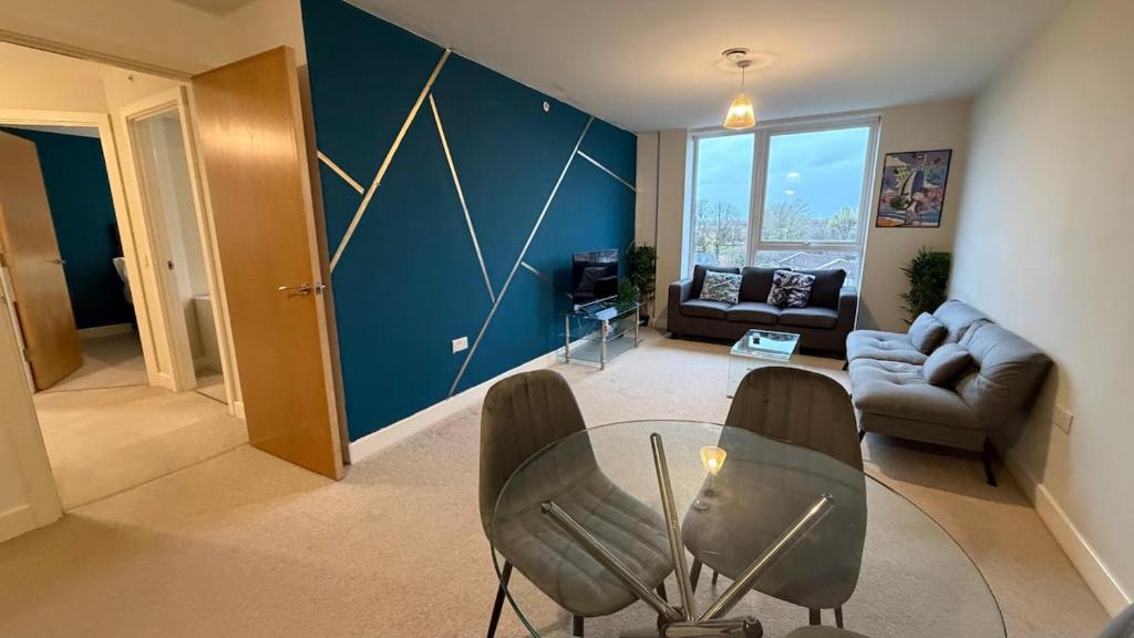 Luxury 5 Bed Apartment Manchester City Centre - 19