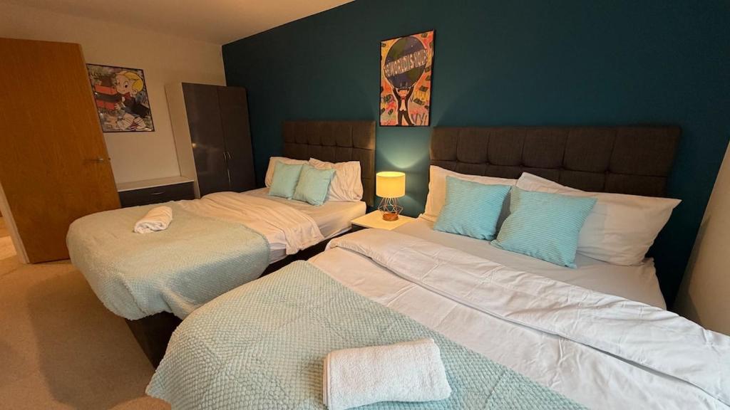 Luxury 5 Bed Apartment Manchester City Centre - 36