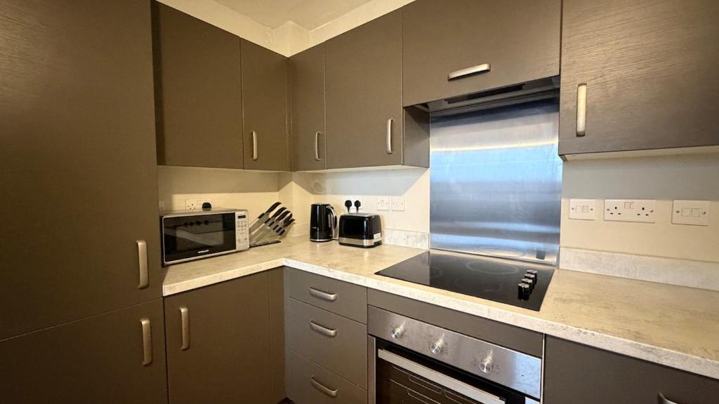 Luxury 5 Bed Apartment Manchester City Centre - 13