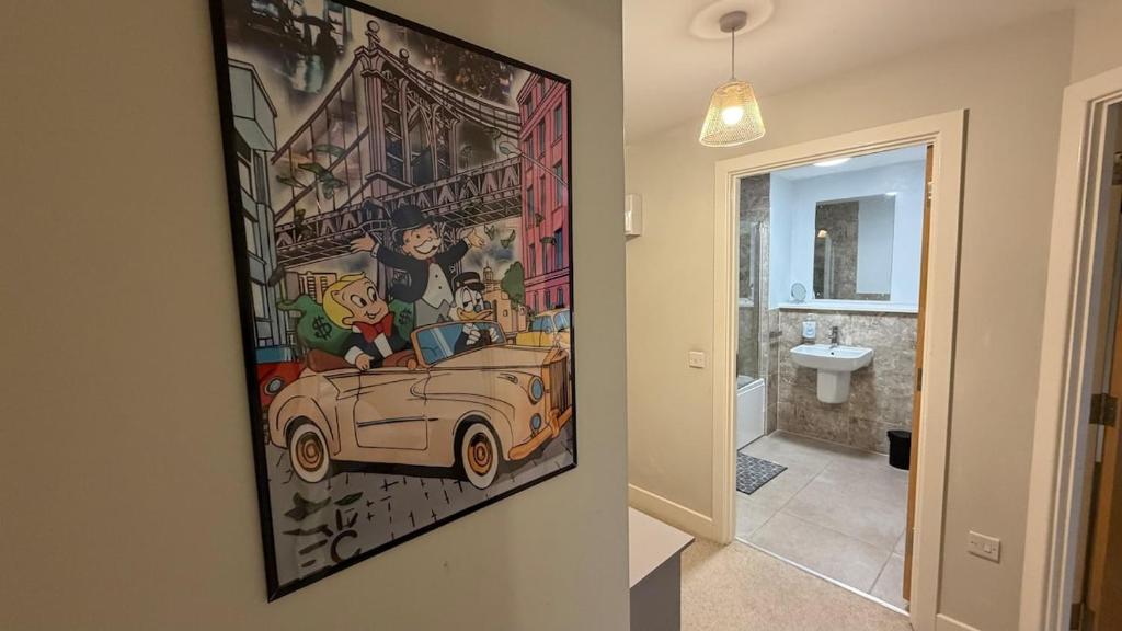 Luxury 5 Bed Apartment Manchester City Centre - 3