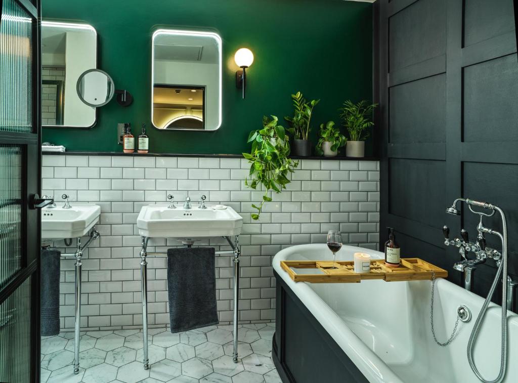 Kimpton Clocktower by IHG - 25