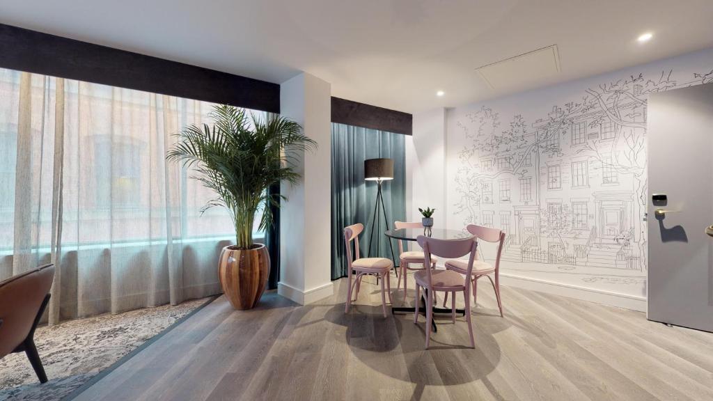 voco Manchester - City Centre by IHG - 43