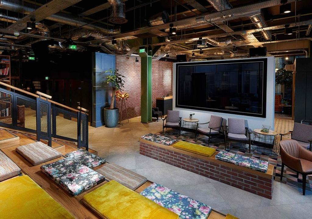 voco Manchester - City Centre by IHG - 4