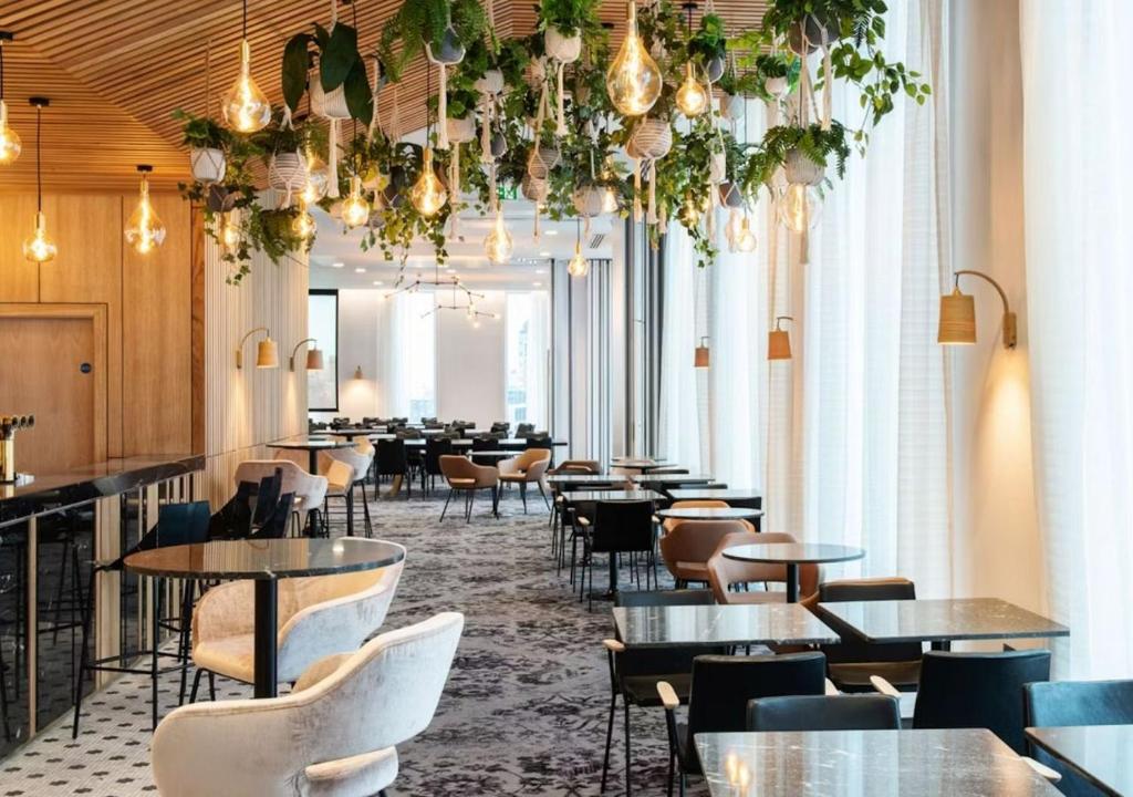 voco Manchester - City Centre by IHG - 7