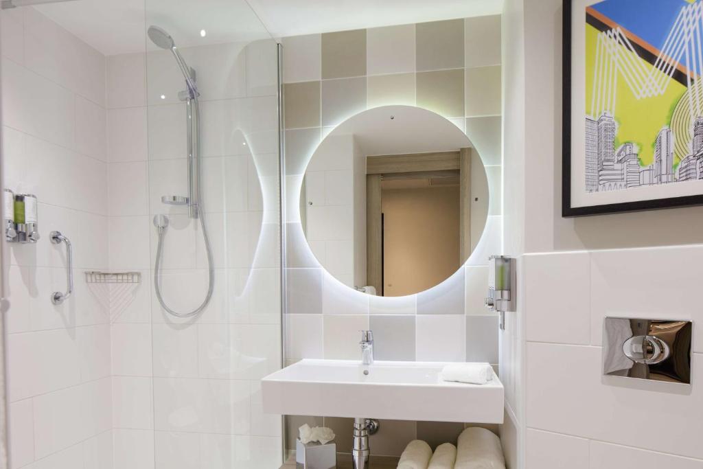 Hampton By Hilton Manchester Northern Quarter - 9