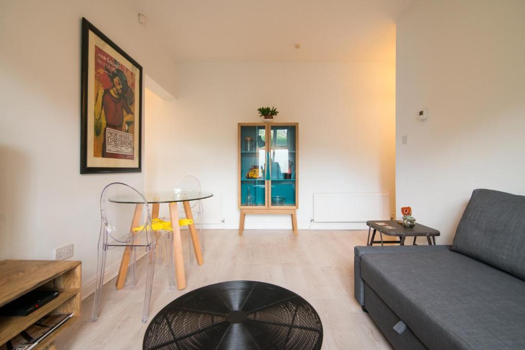 Burton House Boutique Flat - 10