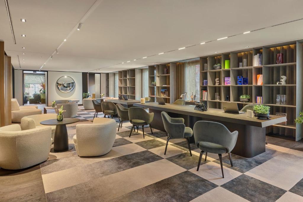 Koenigshof, a Luxury Collection Hotel, Munich - 11