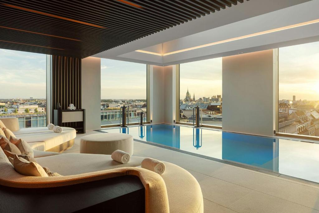 Koenigshof, a Luxury Collection Hotel, Munich - 4