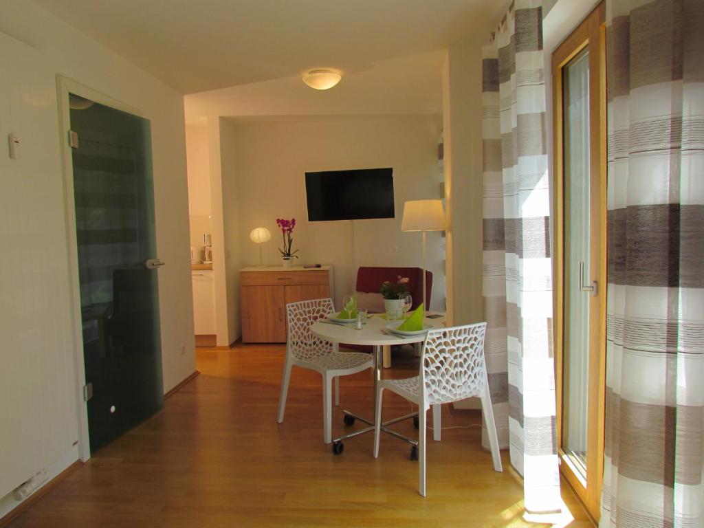 AMENITY-Garden-Apartments - 29