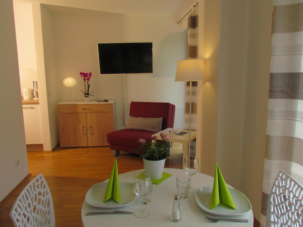 AMENITY-Garden-Apartments - 28